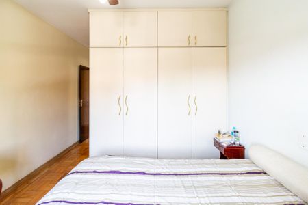 Casa à venda com 140m², 3 quartos e 2 vagasSuíte