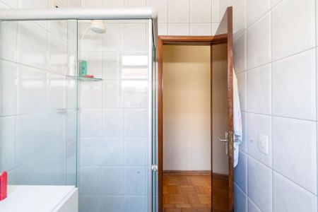 Casa à venda com 140m², 3 quartos e 2 vagasBanheiro Social