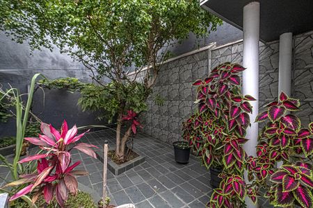 Casa à venda com 133m², 2 quartos e 2 vagas Casa à venda com 133m², 2 quartos e 2 vagasárea verde_1