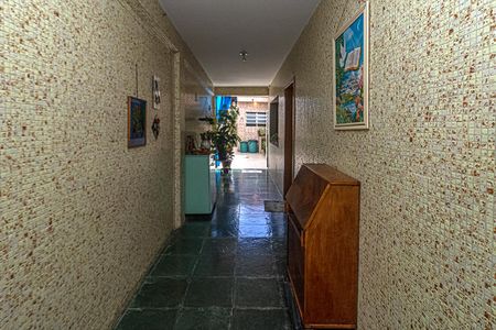 Casa à venda com 133m², 2 quartos e 2 vagas Casa à venda com 133m², 2 quartos e 2 vagashall de entrada_1