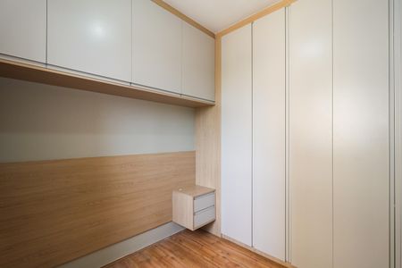Quarto 1 de apartamento para alugar com 2 quartos, 34m² em Parque Munhoz, São Paulo