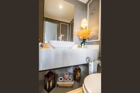 Apartamento para alugar com 190m², 3 quartos e 3 vagas Apartamento para alugar com 190m², 3 quartos e 3 vagasLavabo