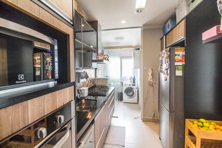 Apartamento para alugar com 190m², 3 quartos e 3 vagas Apartamento para alugar com 190m², 3 quartos e 3 vagasCozinha