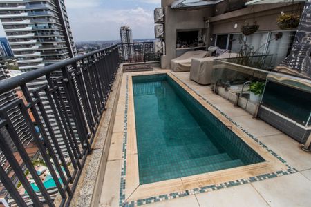 Apartamento para alugar com 190m², 3 quartos e 3 vagas Apartamento para alugar com 190m², 3 quartos e 3 vagasPiscina