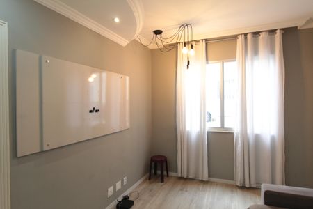 Sala de apartamento à venda com 2 quartos, 70m² em Castelo, Belo Horizonte