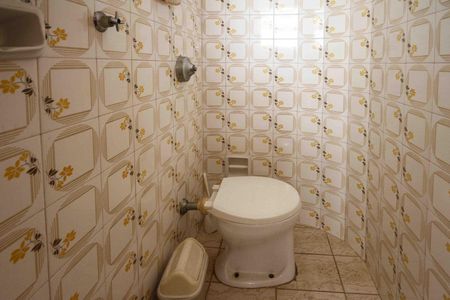 Apartamento à venda com 70m², 2 quartos e 1 vaga Apartamento à venda com 70m², 2 quartos e 1 vagaBanheiro de Serviço