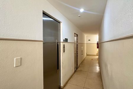 Apartamento à venda com 130m², 3 quartos e 2 vagas Apartamento à venda com 130m², 3 quartos e 2 vagasEntrada