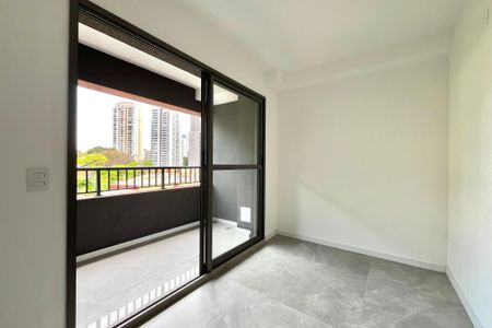 Sala/Quarto de kitnet/studio à venda com 1 quarto, 24m² em Vila Santa Catarina, São Paulo