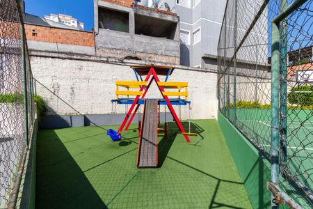 Apartamento à venda com 54m², 2 quartos e 1 vaga Apartamento à venda com 54m², 2 quartos e 1 vagaÁrea comum - Playground