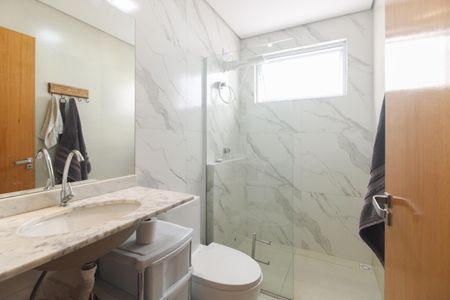 Casa à venda com 130m², 3 quartos e 2 vagasBanheiro Suíte