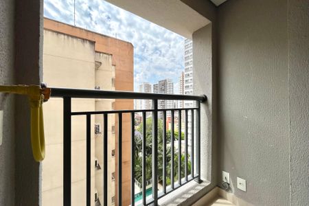 Varanda de kitnet/studio para alugar com 1 quarto, 28m² em Jardim Prudência, São Paulo