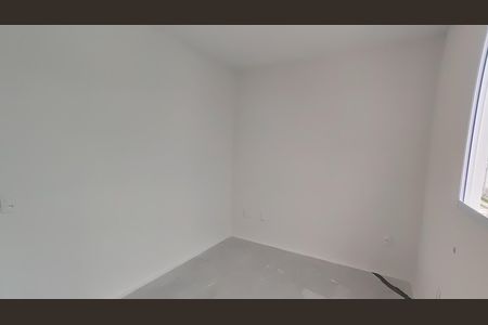 Quarto 2 de apartamento à venda com 2 quartos, 45m² em Taquara, Rio de Janeiro