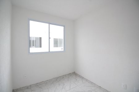 Quarto 2 de apartamento para alugar com 2 quartos, 45m² em Taquara, Rio de Janeiro
