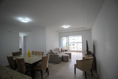Sala de apartamento para alugar com 3 quartos, 93m² em Parque Campolim, Sorocaba