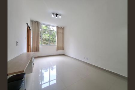 Apartamento para alugar com 24m², 1 quarto e sem vagaSala/Quarto