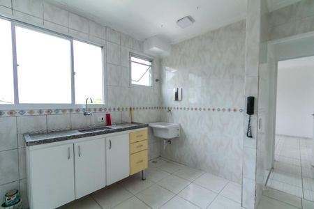 Apartamento à venda com 46m², 2 quartos e 1 vaga Apartamento à venda com 46m², 2 quartos e 1 vagaCozinha e Área de Serviço
