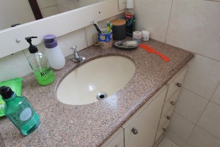 Apartamento à venda com 112m², 4 quartos e 3 vagasBanheiro da Suite