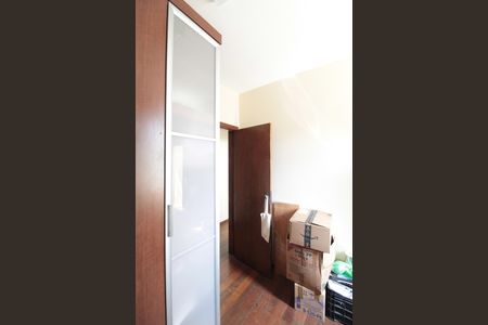 Apartamento à venda com 112m², 4 quartos e 3 vagasQuarto 3