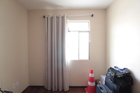 Apartamento à venda com 112m², 4 quartos e 3 vagasQuarto 2