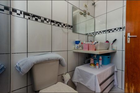 Casa à venda com 450m², 3 quartos e 5 vagasSuíte - Banheiro