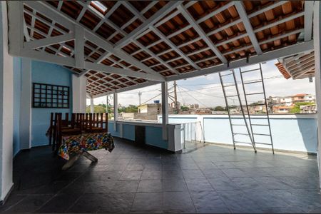 Casa à venda com 450m², 3 quartos e 5 vagasQuintal