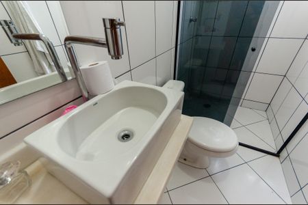 Casa à venda com 450m², 3 quartos e 5 vagasSuíte 3 - Banheiro