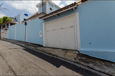 Casa à venda com 450m², 3 quartos e 5 vagasFachada principal
