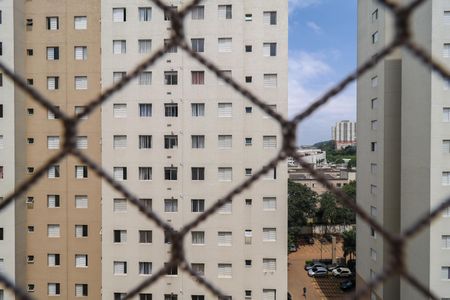 Vista do Quarto 1 de apartamento para alugar com 2 quartos, 42m² em Vila Pirajussara, São Paulo