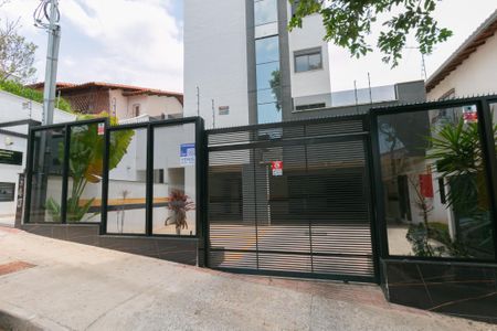 Apartamento à venda com 160m², 3 quartos e 2 vagas Apartamento à venda com 160m², 3 quartos e 2 vagasPlaca