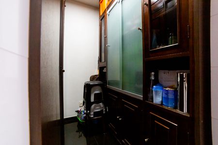 Apartamento à venda com 108m², 3 quartos e 2 vagas Apartamento à venda com 108m², 3 quartos e 2 vagasÁrea de Serviço