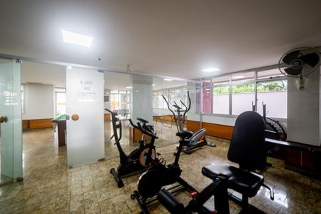 Apartamento à venda com 108m², 3 quartos e 2 vagas Apartamento à venda com 108m², 3 quartos e 2 vagasÁrea comum - Academia