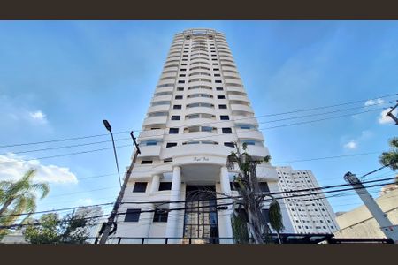 Apartamento para alugar com 65m², 3 quartos e 1 vagaFachada