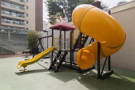 Apartamento à venda com 70m², 1 quarto e 1 vagaplayground