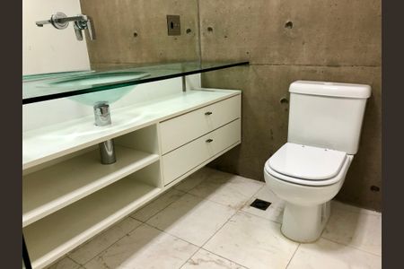 Apartamento à venda com 70m², 1 quarto e 1 vagaBanheiro