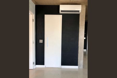 Apartamento à venda com 70m², 1 quarto e 1 vagaSala