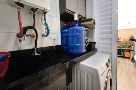 Apartamento à venda com 68m², 2 quartos e 1 vagaÁrea de Serviço