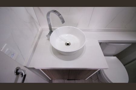 Apartamento à venda com 59m², 2 quartos e 1 vaga Apartamento à venda com 59m², 2 quartos e 1 vagaBanheiro da Suíte