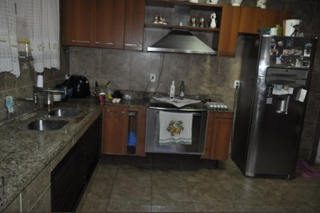 Casa à venda com 4 quartos, 240m² em Todos Os Santos, Rio de Janeiro
