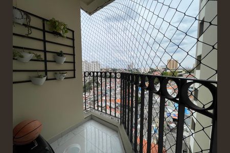 Apartamento à venda com 59m², 2 quartos e 1 vaga Apartamento à venda com 59m², 2 quartos e 1 vagaVaranda