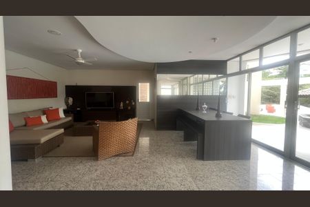 Casa de condomínio à venda com 980m², 4 quartos e 8 vagas Casa de condomínio à venda com 980m², 4 quartos e 8 vagasÁrea comum