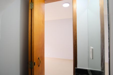 Casa de condomínio à venda com 70m², 2 quartos e 2 vagasLavabo