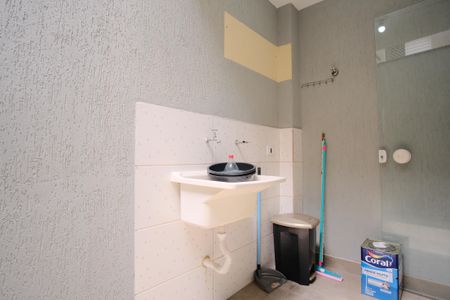 Casa de condomínio à venda com 70m², 2 quartos e 2 vagasÁrea de Serviço