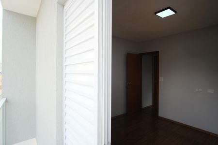 Casa de condomínio à venda com 70m², 2 quartos e 2 vagasVaranda da Suíte 1