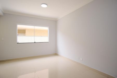 Sala de casa de condomínio para alugar com 2 quartos, 70m² em Vila Carrão, São Paulo