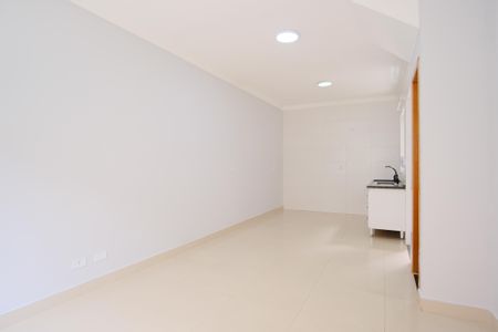 Casa de condomínio à venda com 70m², 2 quartos e 2 vagasSala