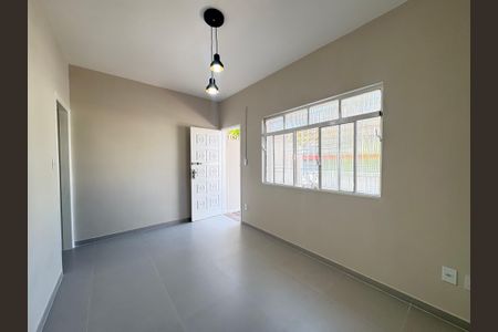 Sala de casa para alugar com 1 quarto, 79m² em Vila Alzira, Santo André