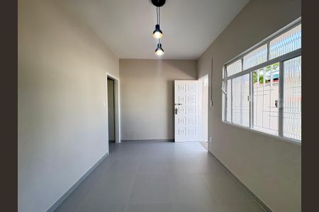 Sala de casa para alugar com 1 quarto, 79m² em Vila Alzira, Santo André