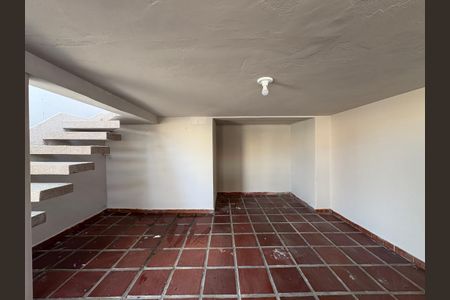 Casa para alugar com 79m², 1 quarto e 1 vagaGaragem