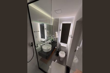 Banheiro  de apartamento para alugar com 1 quarto, 25m² em Laranjeiras, Rio de Janeiro