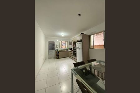 Casa à venda com 160m², 2 quartos e 1 vaga